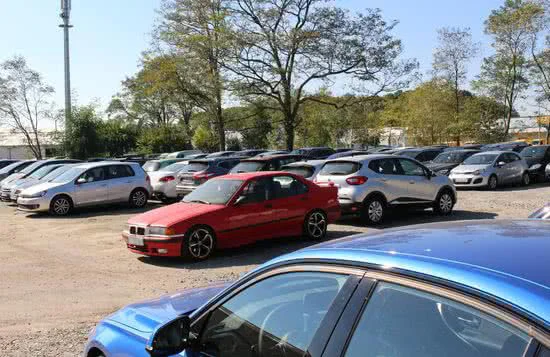 Parking extérieur + service navette